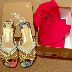 Christian Louboutin Flats